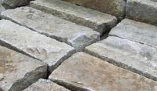STEP 12-24" USED GRANITE SQ.FT "
